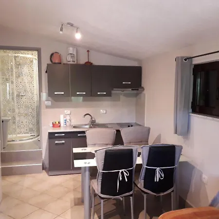 Apartment Bozac *